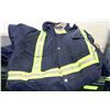 Image 1 : HELLY HANSEN INSULATED POLAR WORK SUITE WITH CSA