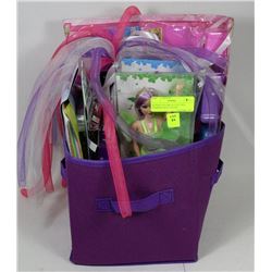 BUNDLE OF GIRLS STUFF INCL BARBIES,CRAFT ITEMS,