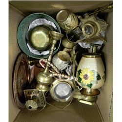BOX OF ESTATE BRASS ORNAMENTS