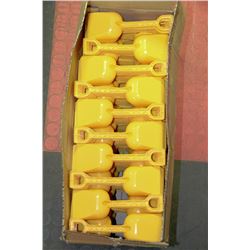 CASE OF NEW 250 SAND SHOVELS