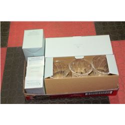 FLAT WITH 2 CLASSIC CREATIONS FACETED VOTIVE