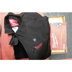 MEDIUM MILWAUKEE HEATED JACKET WITH CHARGER