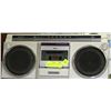 Image 1 : SANYO AM/FM/CASSETTE PLAYER - RECEIVES