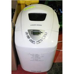 BLACK AND DECKER BREAD MAKER