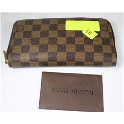 LOUIS VUITTON WOMEN'S ZIPPY ORGANIZER REPLICA