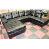Image 1 : LARGE BLACK LEATHERETTE SECTIONAL WITH OTTOMAN