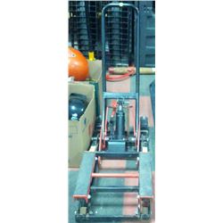 MOTOMASTER MOTORCYCLE LIFT