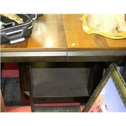 BAR TABLE WITH BUTTERFLY LEAF