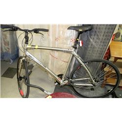 ROCKY MOUNTAIN MOUNTAIN BIKE WITH FULL DISC BRAKES