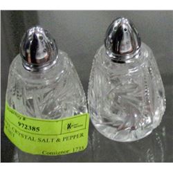 PAIR OF CRYSTAL SALT AND PEPPER SHAKERS X4