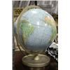 Image 1 : COLLECTIBLE READERS DIGEST GLOBE