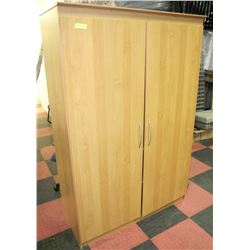 LARGE 2 DOOR CABINET/WARDROBE