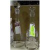 Image 1 : 2 GLASS DECANTERS