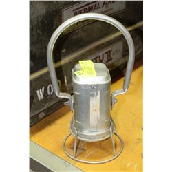 RAILROAD "JUSTRITE" ELECTRIC SIGNAL LANTERN