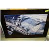 Image 1 : LIJUE COLLECTION OAK FRAMED SAILBOAT PHOTO