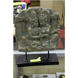 POLYRESIN PLAQUE DECORATION