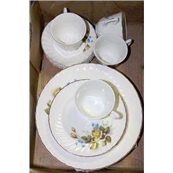 LOT OF 19PCS RIDGWAY IRONSTONE "FAVOURITE ROSE"