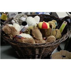 WICKER BASKET FULL OF STUFFED TOYS