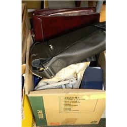 BOX WITH 2 PURSES,WALLET,VINO2GO AND BEER TUMBLER