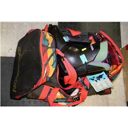 SOLOMON BAG WITH SKI BOOTS