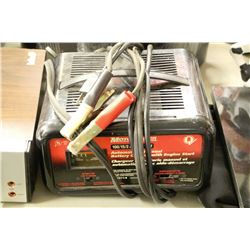 MOTOMASTER BATTERY CHARGER