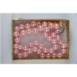 #42-SEA SHELL PEARL NECKLACE PINK