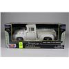 Image 1 : 1956 FORD F-100 PICK UP 1:24 SCALE/ DIE CAST
