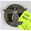 Image 1 : 1939 GERMAN SWASTIKA MEDAL SOUVENIR REPLICA