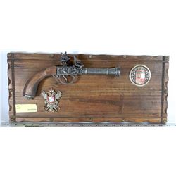 MUSKET REPLICA ON PLAQUE