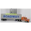 Image 1 : VINTAGE ROADWAY TRACTOR TRAILER