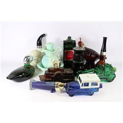 BOX OF VINTAGE AVON COLLECTABLES