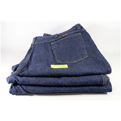 LOT OF 3 PAIRS OF NEW BIG BEN JEANS