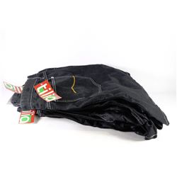 LOT OF 6 PAIRS OF NEW WOMENS JEAN SHORTS