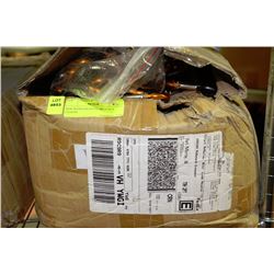 BOX WITH GOLD COLORED KEY CHAINS