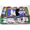 Image 1 : LARGE LOT OF SPORTS COLLECTIBLES