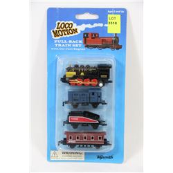 LOCO MOTION PULL-BACK TRAIN SET