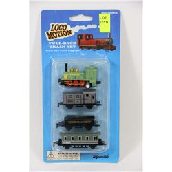 LOCO MOTION PULL-BACK TRAIN SET