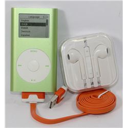  6GB iPOD W/ EARBUD HEADPHONES