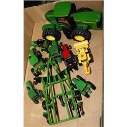 TRAY OF JOHN DEERE METAL TRACTORS