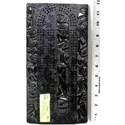 NORTHWEST COAST NATIVE AMERICAN CARVED CRIBBAGE