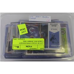 LOT OF 18 OLD 1970'S HOCKEY CARDS INCL BOBBY ORR,