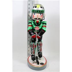 WOODEN HOCKEY PLAYER NUT CRACKER