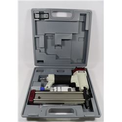NEW 18 GAUGE AIR BRAD NAILER IN CASE