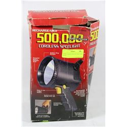 500000 CANDLE POWER 12VOLT SPOT LIGHT
