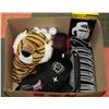 Image 1 : BOX OF GOLF ACCESSORIES - GOLF COVERS,