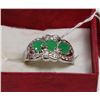 Image 1 : .925 SILVER AND EMERALD RING SIZE 8
