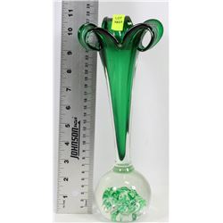 ART GLASS VASE