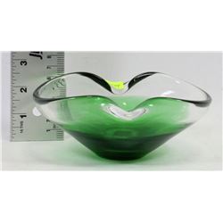 ART GLASS BOWL