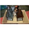 Image 1 : LOT OF 2 EXTERIOR LIGHT FIXTURES