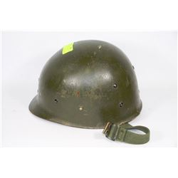 WWII CANADIAN TROOP HELMET